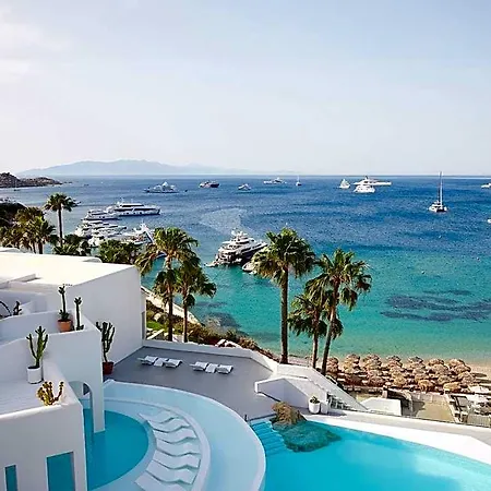 Mykonos Blu, A To Live Áno Merá