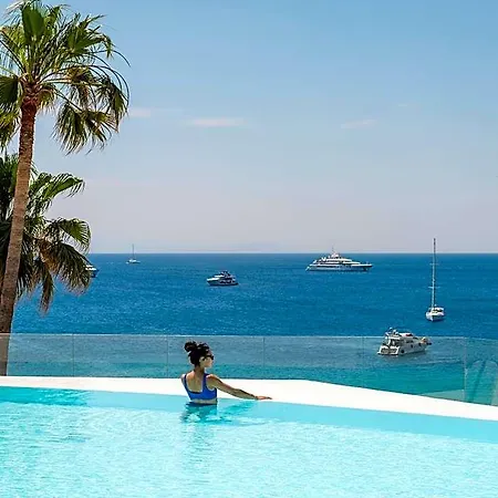 Szálloda Mykonos Blu, A To Live 5*