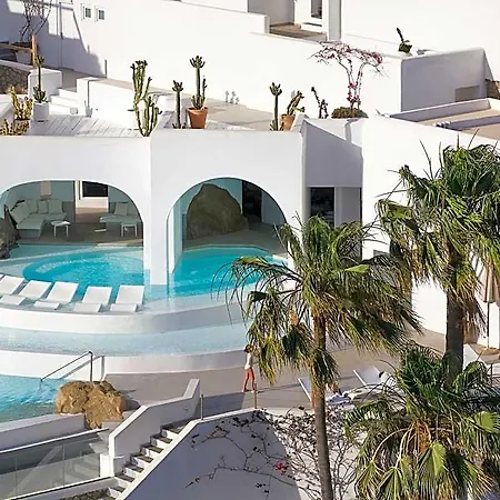 Mykonos Blu, A To Live 5*
