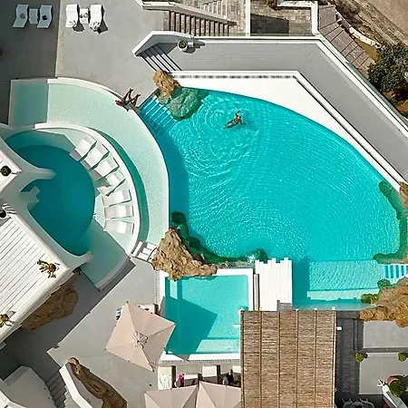 Mykonos Blu, A To Live Szálloda 5*