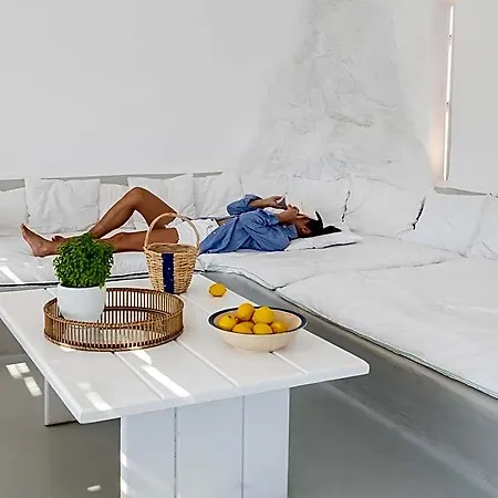 Mykonos Blu, A To Live Szálloda Áno Merá