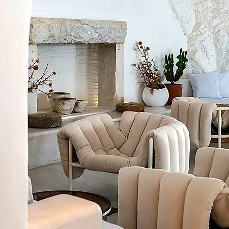 Szálloda Mykonos Blu, A To Live 5*