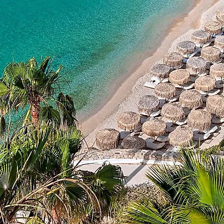 Szálloda Mykonos Blu, A To Live